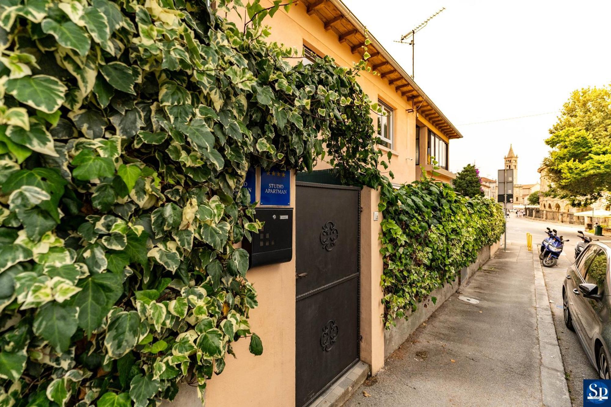 Colosseum Garden Studio Apartments Pula Zewnętrze zdjęcie